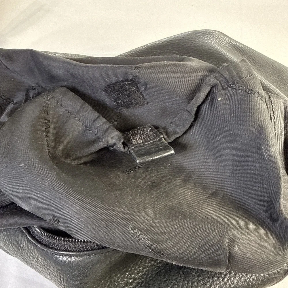 Stone Mountain Leather Crossbody Bag Black Gold Hardware Shoulder Purse
